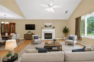 5285 Hillcrest Glenn Dr, Sugar Hill, GA 30518 - Photo 6