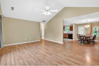 5285 Hillcrest Glenn Drive, Sugar Hill, GA 30518 - Photo 8