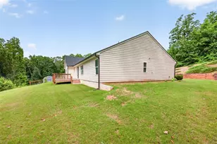 561 Oconee Ln, Commerce, GA 30529 - Photo 48
