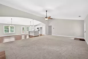 561 Oconee Ln, Commerce, GA 30529 - Photo 10