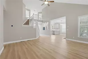 6353 Chestnut Pkwy, Flowery Branch, GA 30542 - Photo 8