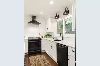 2671 Tanglewood Road, Decatur, GA 30033 - Photo 10