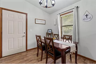 85 S Meadowcliff Cir, Carrollton, GA 30117 - Photo 6