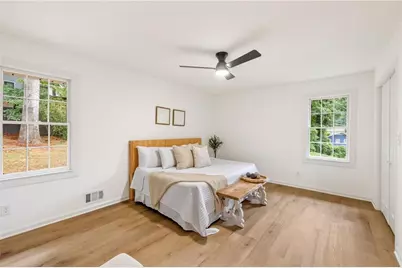 732 Dukehart Court, Stone Mountain, GA 30083 - Photo 12