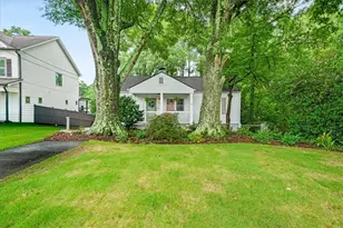 1923 Dresden Dr NE, Brookhaven, GA 30319 - Photo 24