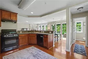 347 Balaban Cir, Woodstock, GA 30188 - Photo 16