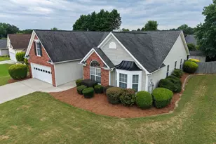 2632 Midler Ct, Buford, GA 30519 - Photo 2