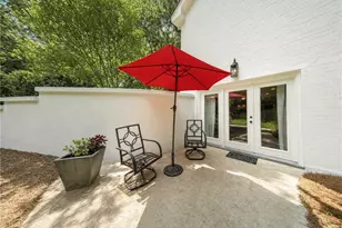 5680 Lake Forrest Dr NW, Sandy Springs, GA 30342 - Photo 36