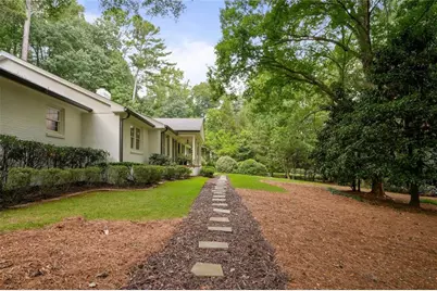 5680 Lake Forrest Drive NW, Sandy Springs, GA 30342 - Photo 58