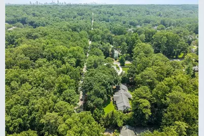 5680 Lake Forrest Drive NW, Sandy Springs, GA 30342 - Photo 64
