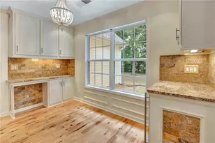 242 Richmond Dr, Social Circle, GA 30025 - Photo 10