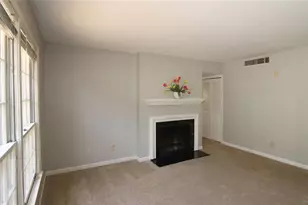 68 La Rue Pl NW, Atlanta, GA 30327 - Photo 6