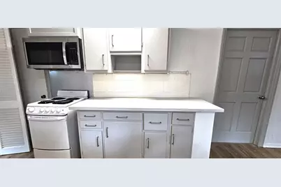 1067 Lanier Boulevard NE #B, Atlanta, GA 30306 - Photo 4