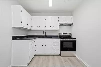 4913 Bartlett Road, Forest Park, GA 30297 - Photo 10