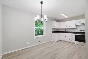 4913 Bartlett Rd, Forest Park, GA 30297 - Photo 10