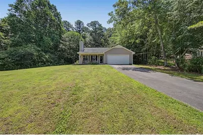369 S Sequoyah Circle NE, Calhoun, GA 30701 - Photo 4