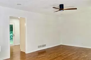 1807 Merry Oak Rd SW, Marietta, GA 30008 - Photo 2