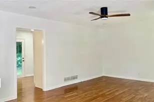 1807 Merry Oak Rd SW, Marietta, GA 30008 - Photo 2