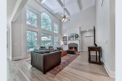 5037 Towne Lake Hills North, Woodstock, GA 30189 - Photo 6