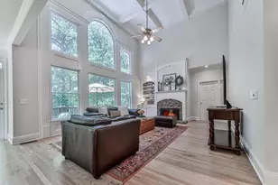 5037 Towne Lake Hills N, Woodstock, GA 30189 - Photo 6