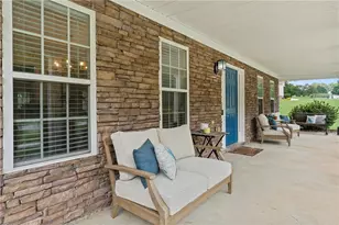 517 Annslee Ln, Loganville, GA 30052 - Photo 2