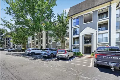 2657 Lenox Road NE #H-110, Atlanta, GA 30324 - Photo 22