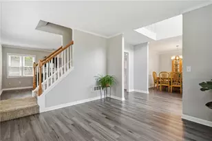 800 River Overlook Dr, Lawrenceville, GA 30043 - Photo 8