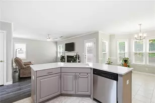 800 River Overlook Dr, Lawrenceville, GA 30043 - Photo 4