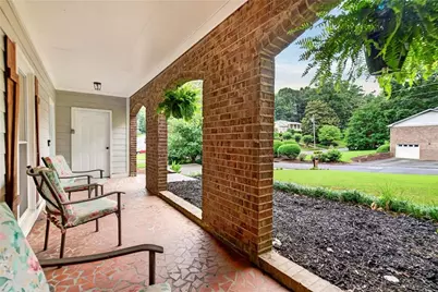 505 Wyncourtney Drive, Sandy Springs, GA 30328 - Photo 46