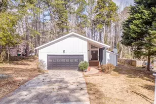 6788 E Woodridge Pl E, Douglasville, GA 30135 - Photo 1