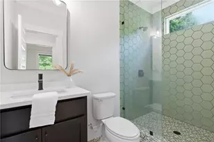 2065 Claude St NW, Atlanta, GA 30318 - Photo 8