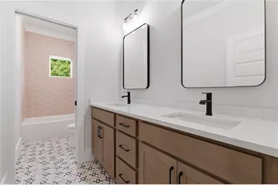 2065 Claude Street NW, Atlanta, GA 30318 - Photo 36