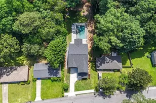 2065 Claude St NW, Atlanta, GA 30318 - Photo 2