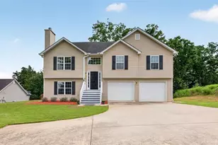 2726 Sawyer Mill Dr, Gainesville, GA 30507 - Photo 4