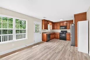 2726 Sawyer Mill Dr, Gainesville, GA 30507 - Photo 12