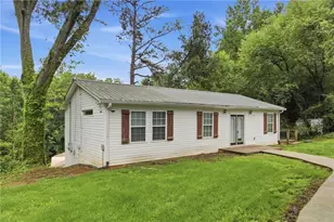 211 1st St, Woodstock, GA 30188 - Photo 2