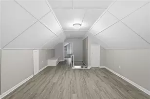 1036 Glendale Dr, Atlanta, GA 30344 - Photo 18