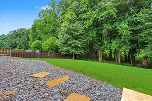 2703 Bloom Cir, Dacula, GA 30019 - Photo 32