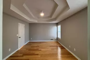 2775 Emerald Springs Dr, Lawrenceville, GA 30045 - Photo 8