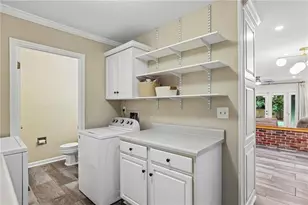 2862 Dunnington Cir, Atlanta, GA 30341 - Photo 14