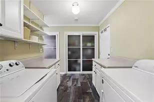 2862 Dunnington Cir, Atlanta, GA 30341 - Photo 16