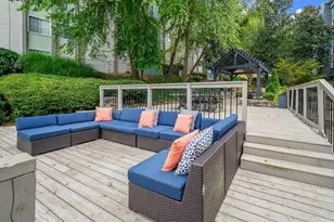 5555 Roswell Rd NE, Sandy Springs, GA 30342 - Photo 8