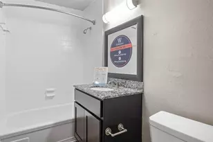 5555 Roswell Rd NE, Sandy Springs, GA 30342 - Photo 6