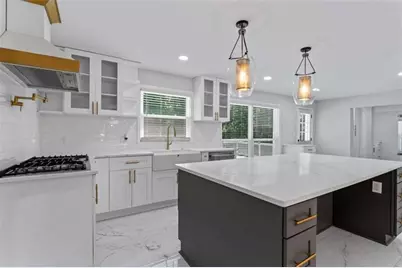 2023 Stoneleigh Drive, Stone Mountain, GA 30087 - Photo 14