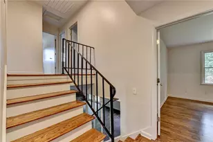 3318 Shorelake Dr, Tucker, GA 30084 - Photo 4