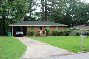 1147 Evelyn Dr, Forest Park, GA 30297 - Photo 2
