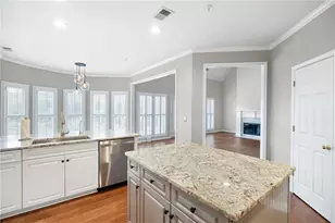 1170 Parkview Ln NW, Kennesaw, GA 30152 - Photo 6