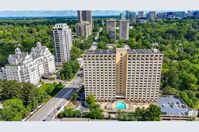 2479 Peachtree Road NE #1801, Atlanta, GA 30305 - Photo 2