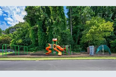 5675 Roswell Road #D, Atlanta, GA 30342 - Photo 20