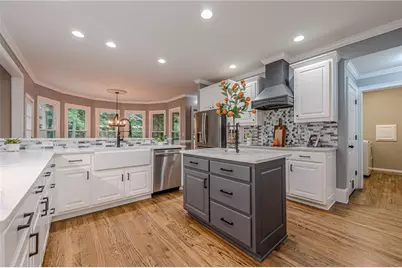 10425 High Falls Circle, Johns Creek, GA 30022 - Photo 12